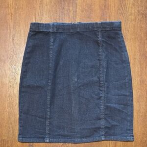 2 For $15 ⭐️ Polo by Ralph Lauren Denim Cotton Pencil Skirt
